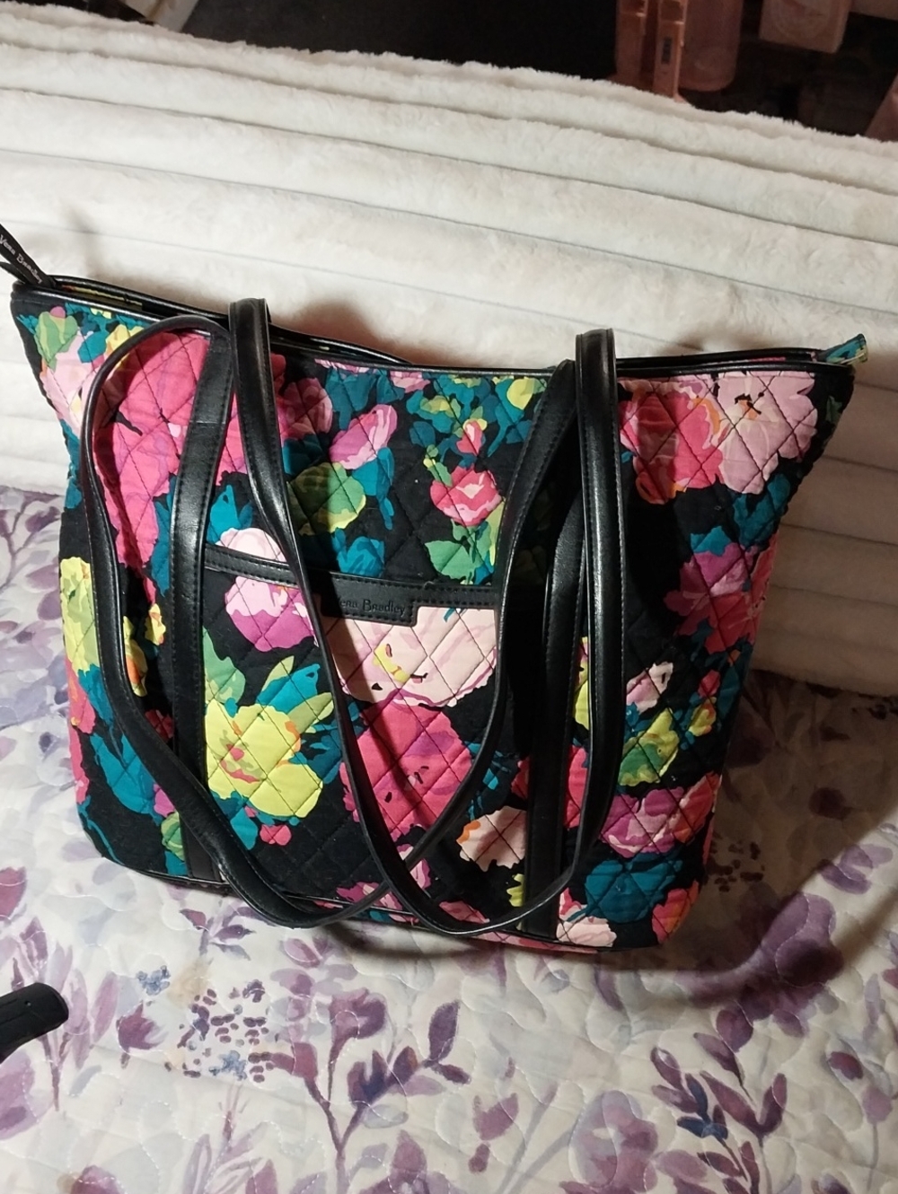 Vera Bradley Trimmed Traveler Tote in Hilo Meadow